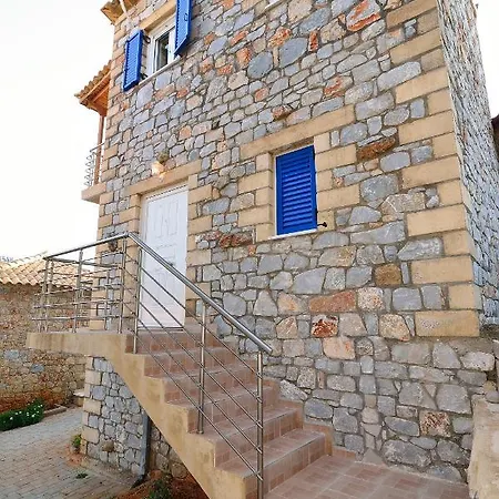 Hébergement de vacances Thalia Stone Near The Beach Amazing Sunset *